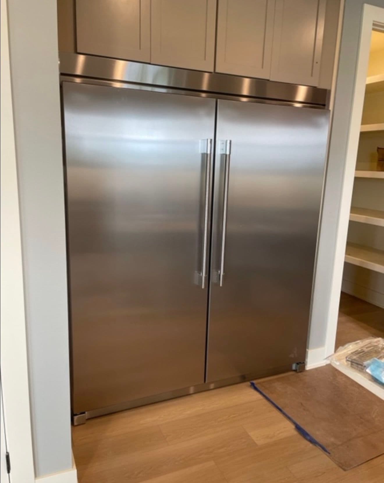 Gallery photos for Builder Kitchen Finished Right After Cabinet Adjustments: Image #1