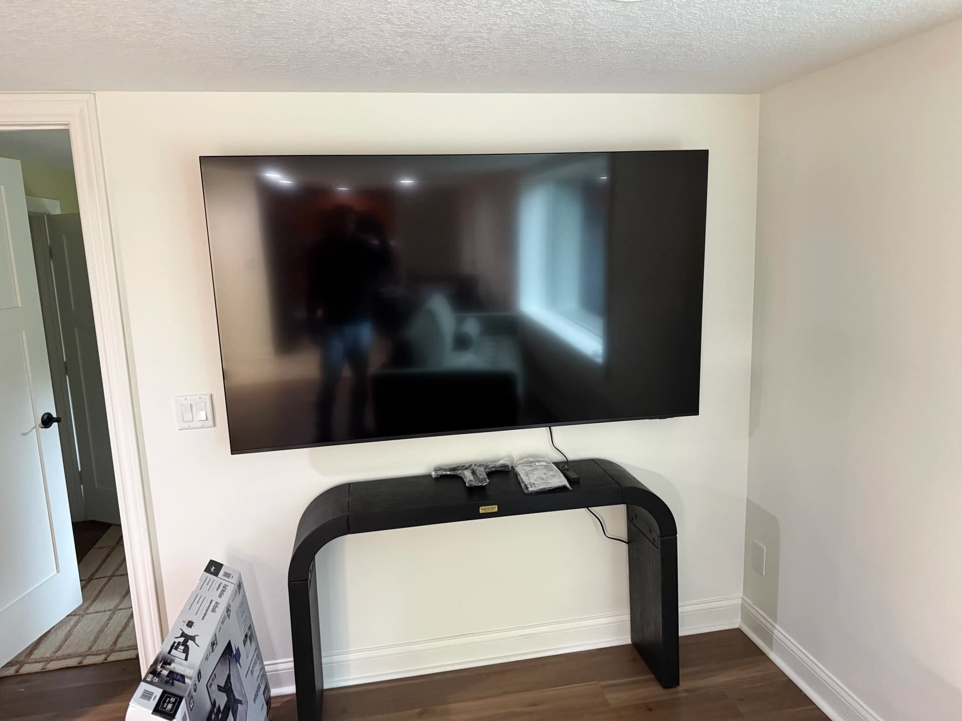 Gallery photos for Multi-Room TV and Sound Bar Install for an Ames Airbnb: Image #4