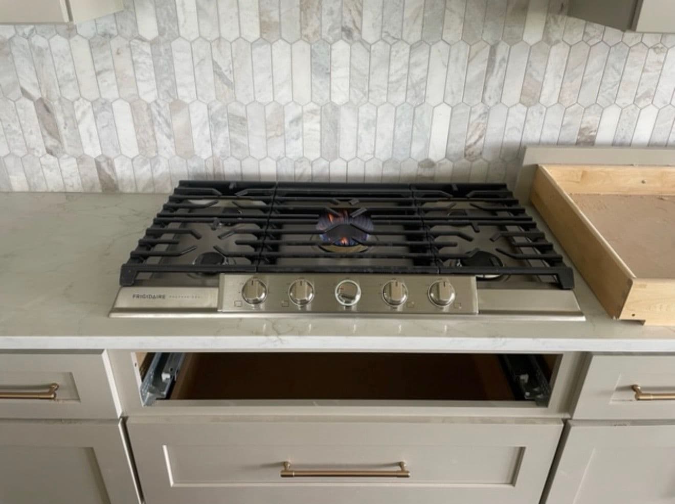 Gallery photos for Full Kitchen Appliance Install Done the Right Way: Image #3