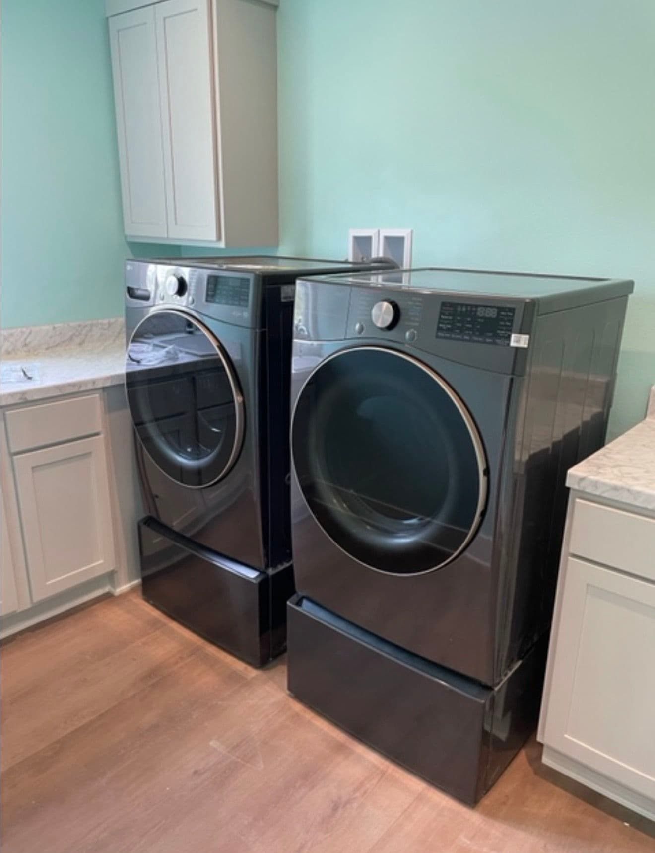Gallery photos for Full GE Profile Appliance Install for KNV Homes Remodel: Image #2
