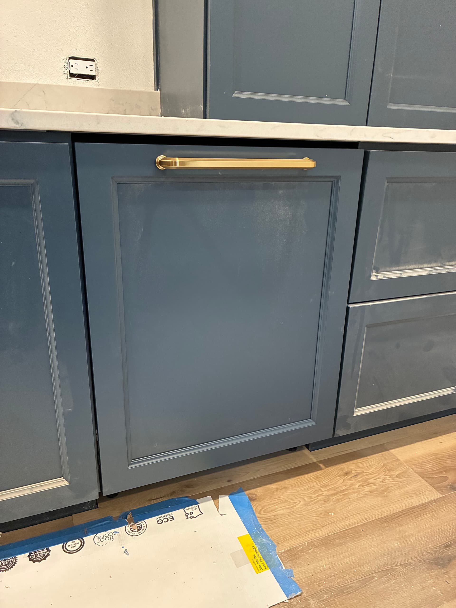Gallery photos for Home Show Kitchen Full Built-In Appliance Suite Nearly Complete: Image #8