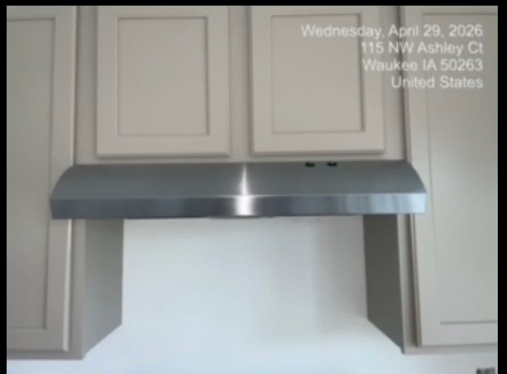 Gallery photos for Full Frigidaire Kitchen Appliance Package Installed in Waukee: Image #2