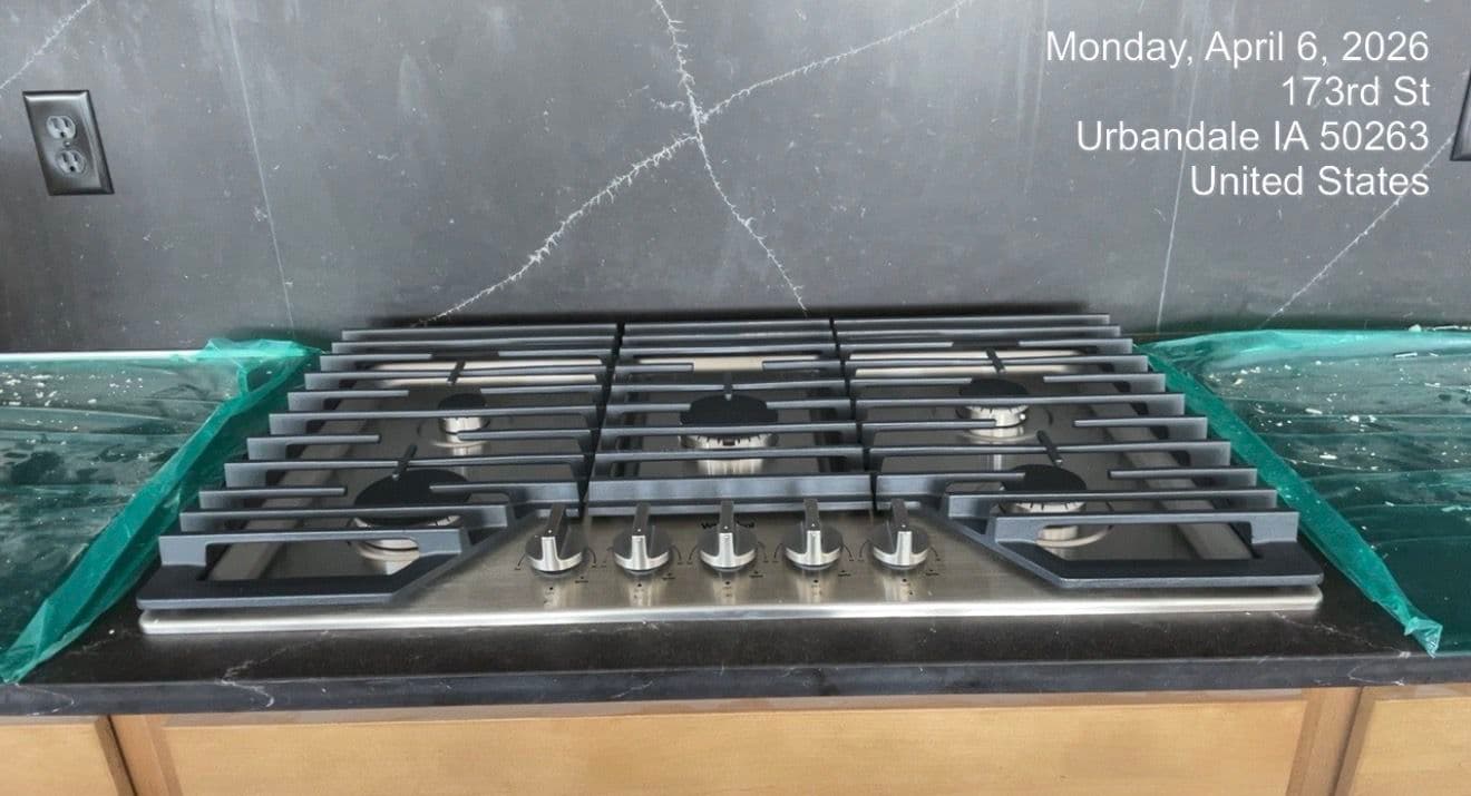 Gallery photos for Frigidaire Twin Refrigerators Gas Cooktop and Hood Install in Urbandale: Image #2