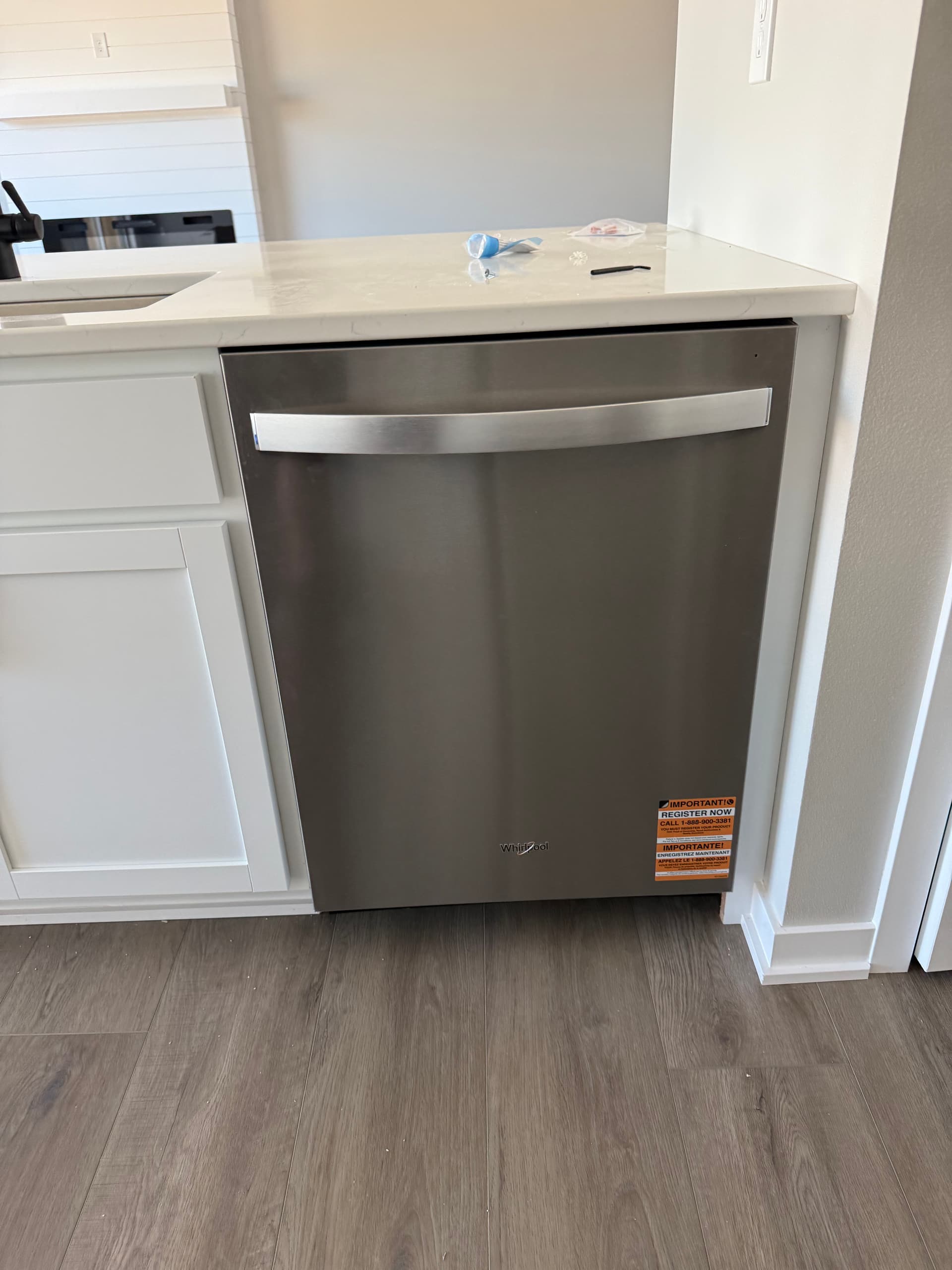 Gallery photos for Full Appliance Installation Completed Near Easter Lake: Image #3