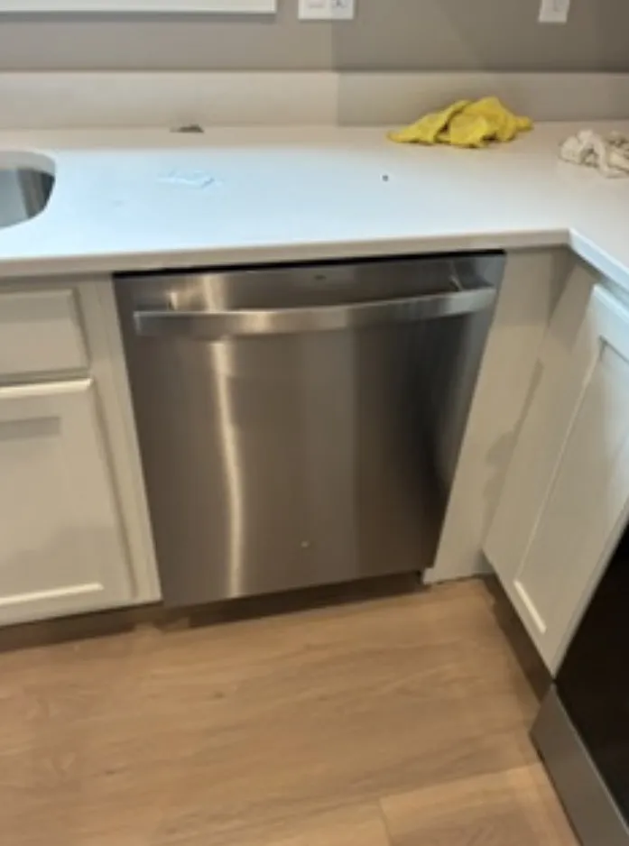 Gallery photos for Full Appliance Install Package for Two Urbandale Townhomes: Image #2