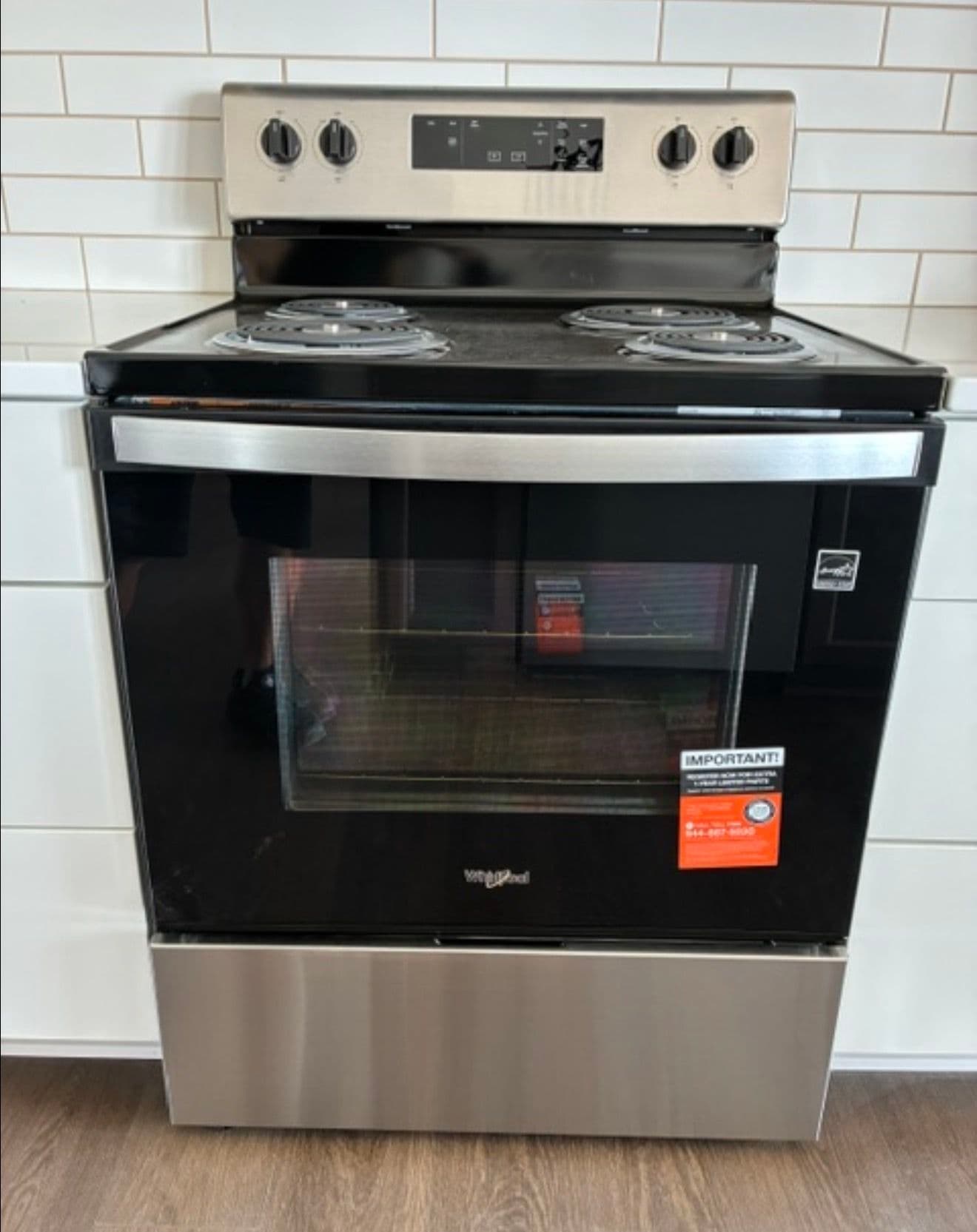 Gallery photos for Full Whirlpool Appliance Install in a Brand New Spec Home: Image #2