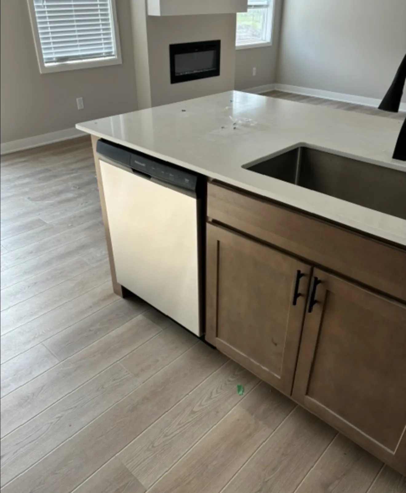 Gallery photos for Full Appliance Installs Across Three Spec Homes in Ankeny: Image #3