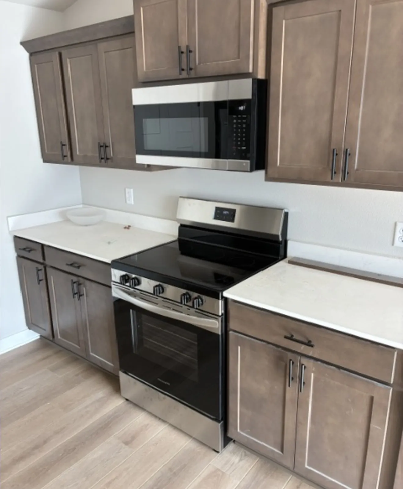 Gallery photos for Full Appliance Installs Across Three Spec Homes in Ankeny: Image #2