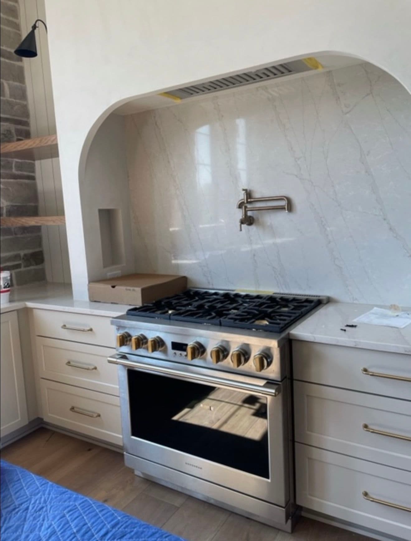 Gallery photos for Full Custom Appliance Install Day in Polk City: Image #3